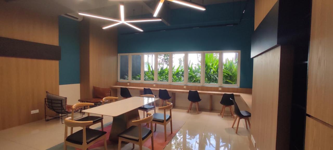 Infinite Seaview With Penang Bridge With Sunrise Up To 11 Person Holiday home Bayan Lepas
