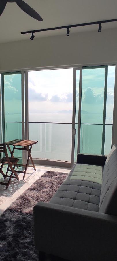 Infinite Seaview With Penang Bridge With Sunrise Up To 11 Person Holiday home