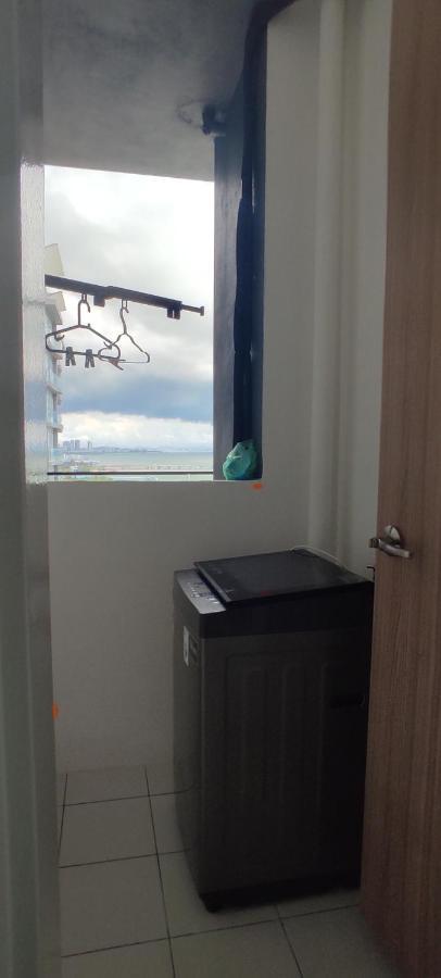 Infinite Seaview With Penang Bridge With Sunrise Up To 11 Person Holiday home Bayan Lepas