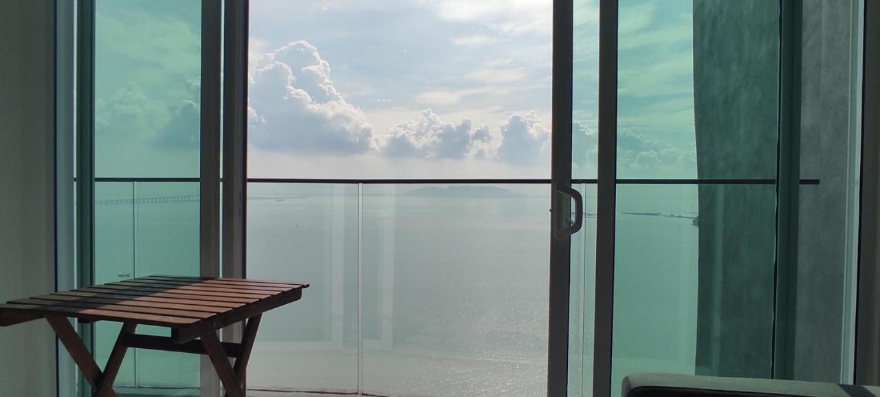 Infinite Seaview With Penang Bridge With Sunrise Up To 11 Person Rumah percutian Bayan Lepas